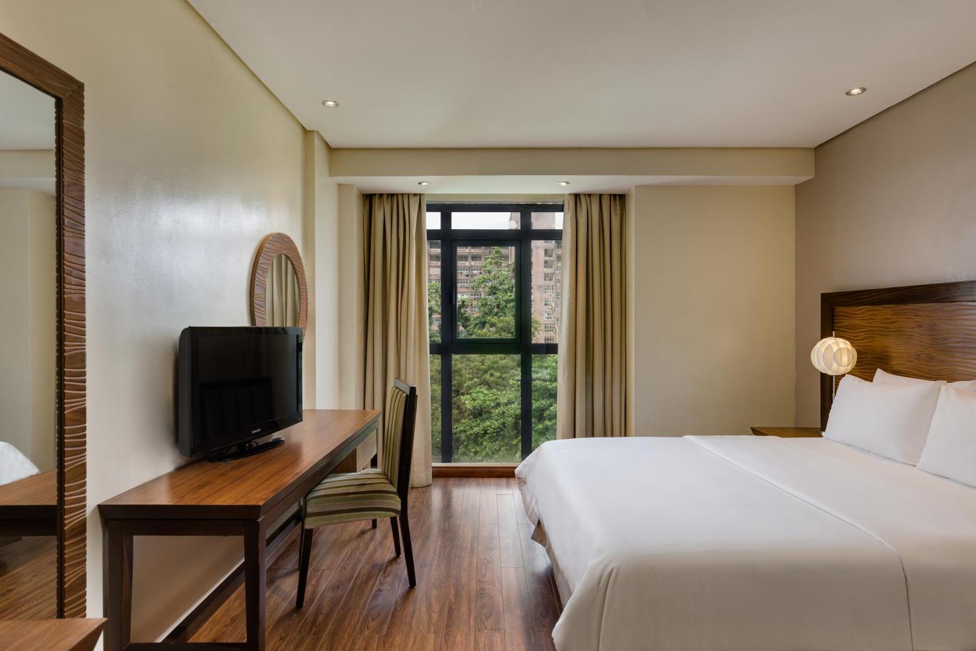 Protea Hotel By Marriott Benin City Select Emotan Екстериор снимка